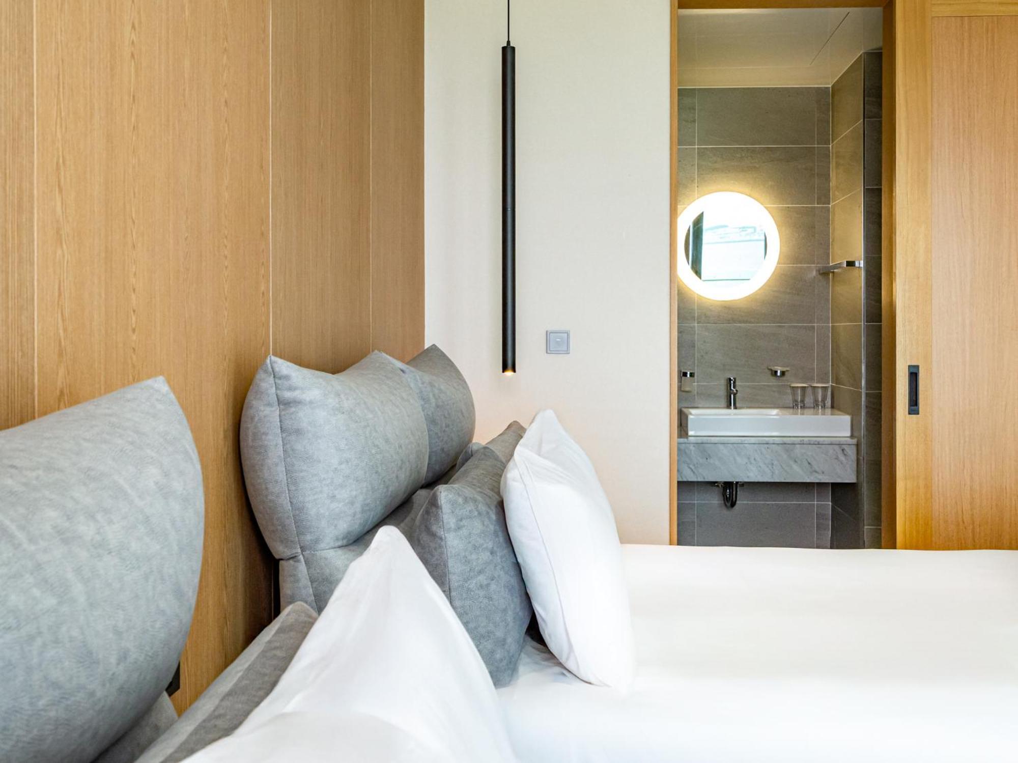 Jeju Attirance Hotel & Poolvilla Szogüpho Kültér fotó