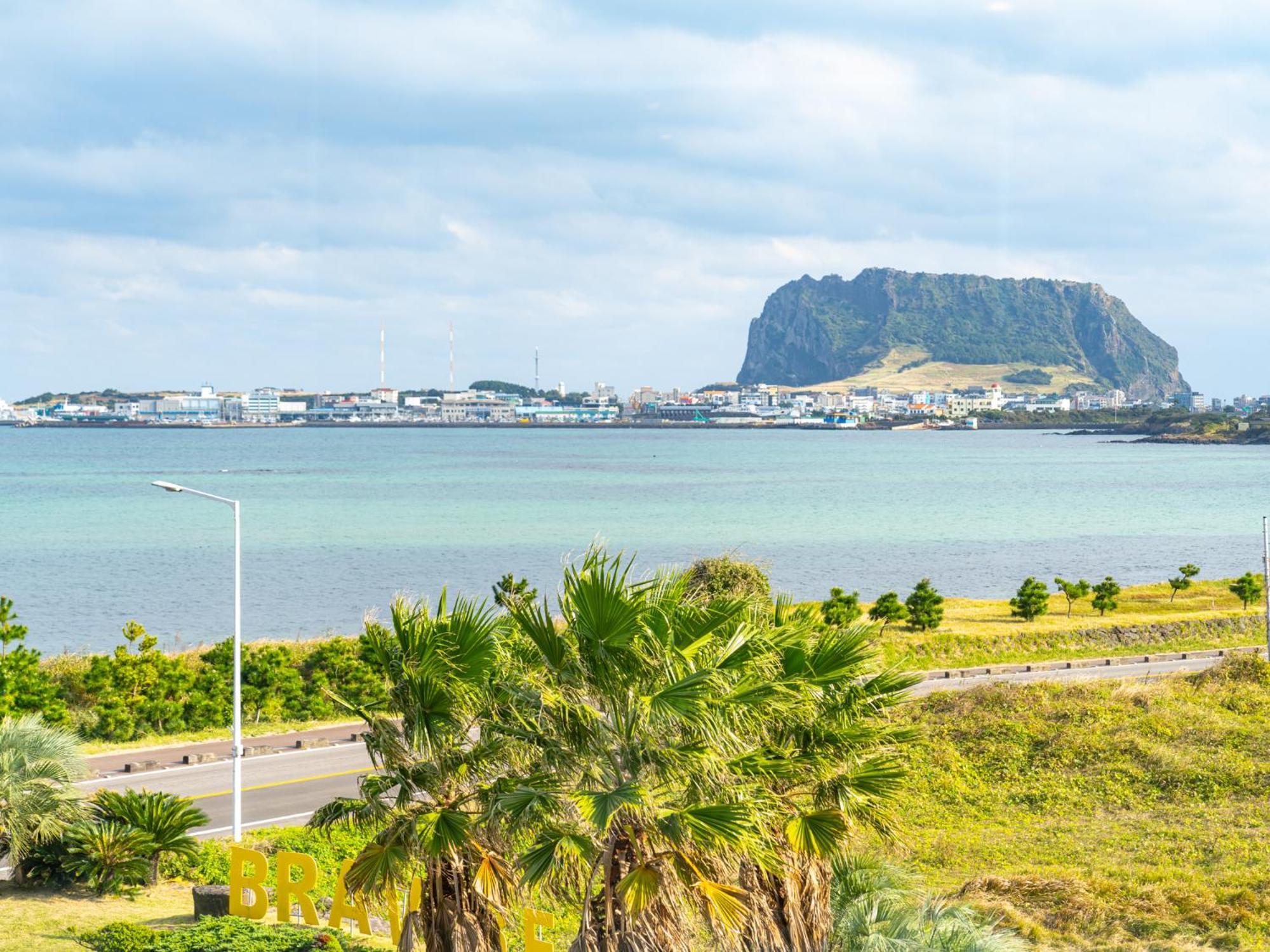 Jeju Attirance Hotel & Poolvilla Szogüpho Kültér fotó
